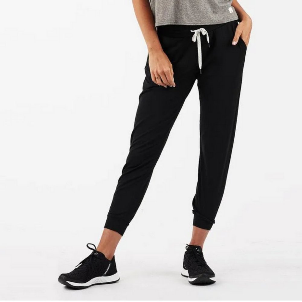 Vuori Black Performance Jogger NWT